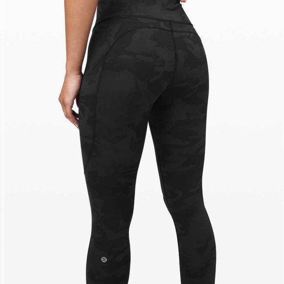 NWOT Lululemon Fast and Free Tight 25” - Picture 5 of 7